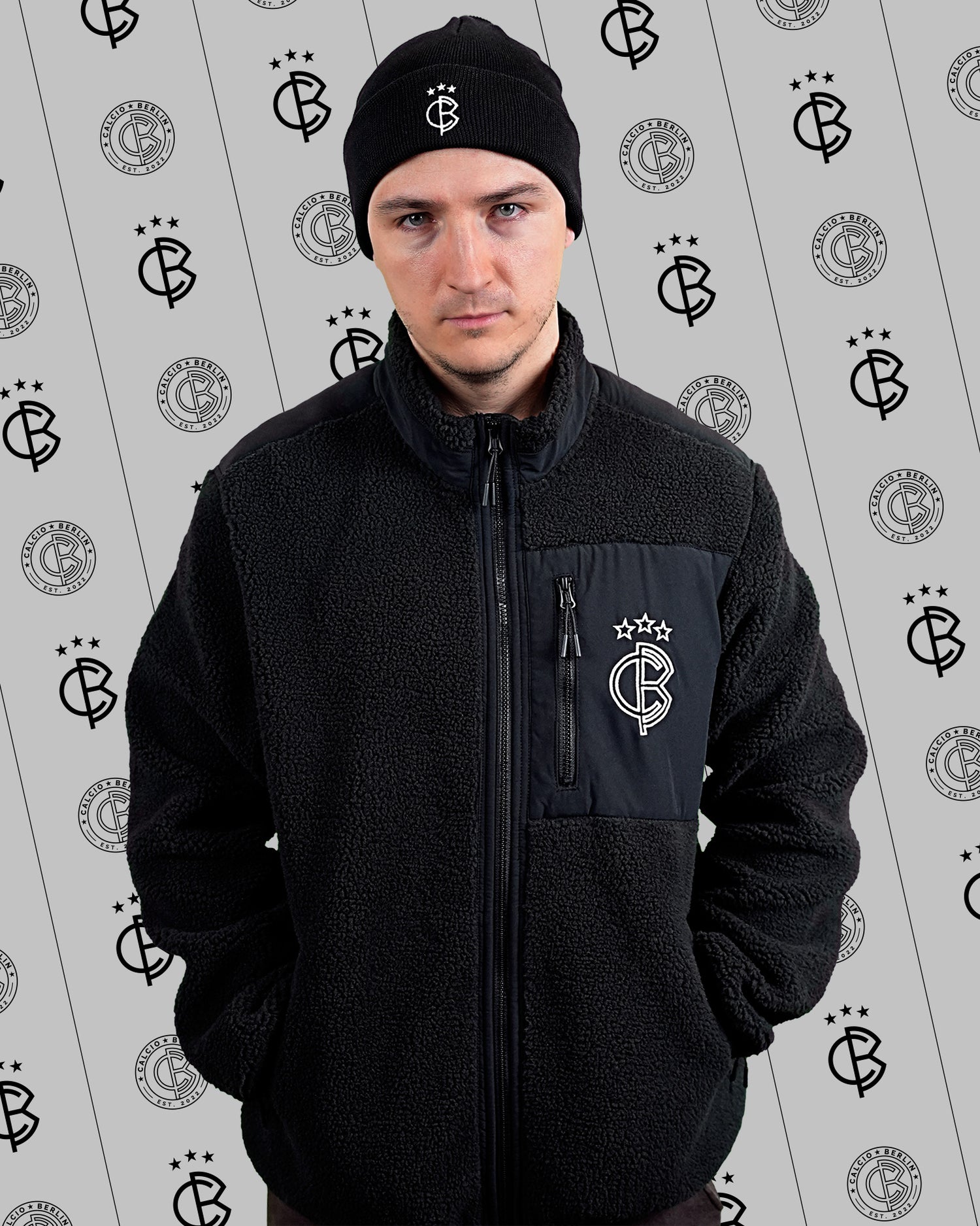Fleecejacke Stadion Black StellaStanley Sherpa Fleecejacke mit Vislon Reißverschluss in schwarzem Teddyfleece